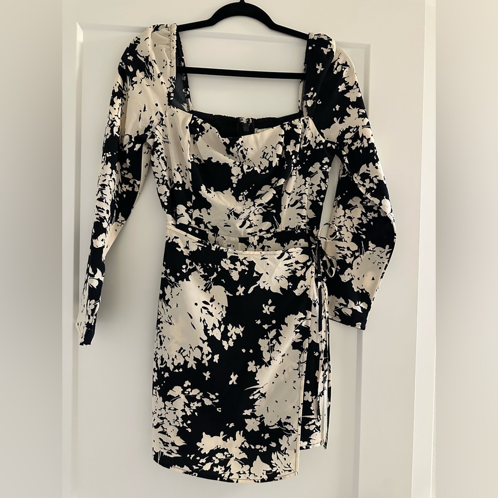 Abercrombie & Fitch Mini Wrap Dress